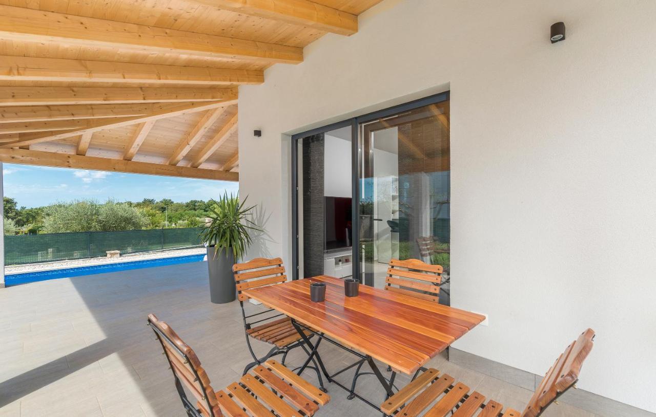 Villa Antoniana Novigrad Istria Exterior foto